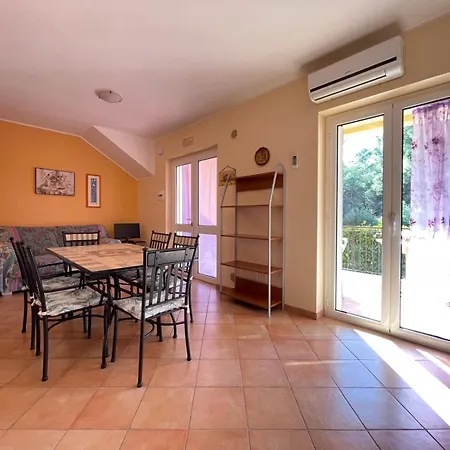 Presso Villaggio Riva Azzurra Mt Int G3 *