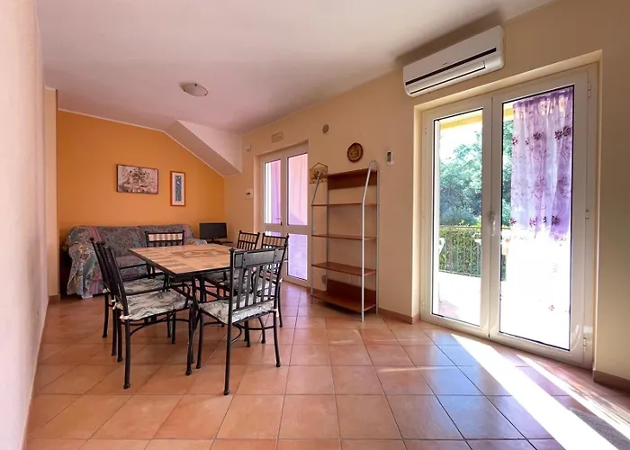 Presso Villaggio Riva Azzurra Mt Int G3 *